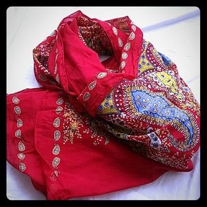 Beautiful Wrap/Sarong/Scarf